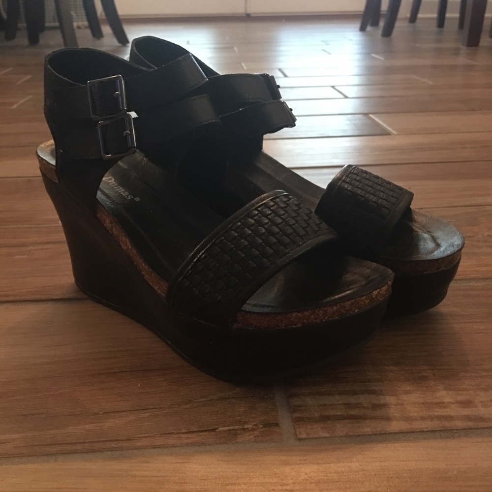 Pierre Dumas wedges